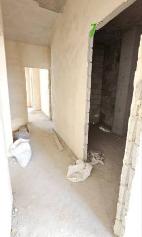 Երկու հարկանի թաունհաուզ, Գ-1 թաղամաս Աջափնյակում, 153 քմ, 2 սանհանգույց, մասնակի վերանորոգում