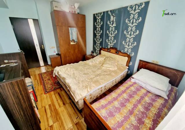 3 սենյականոց բնակարան Էրեբունու փողոցում, 80 ք.մ., 12/14 հարկ, եվրովերանորոգված