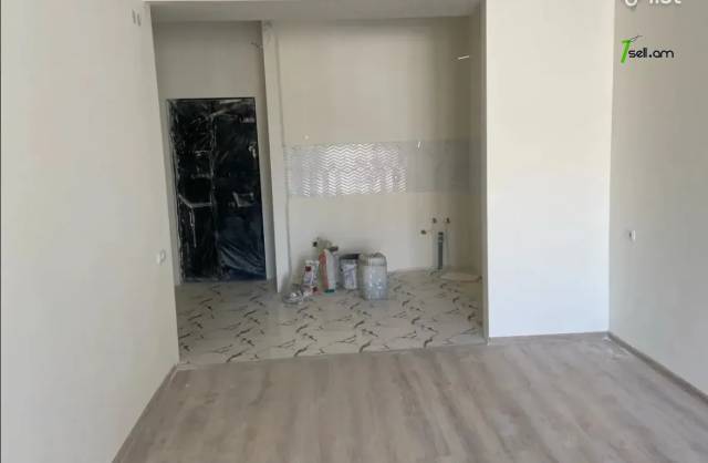 2 սենյականոց բնակարան նորակառույց շենքում Ռոստոմի փողոցում, 60 ք.մ., 6/15 հարկ, բարձր առաստաղներ