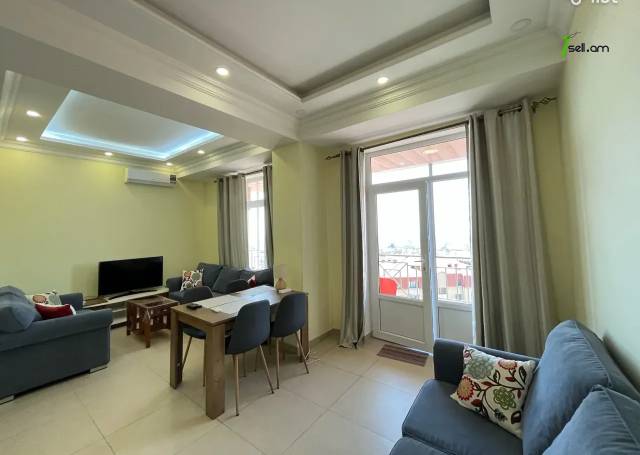 3 սենյականոց բնակարան նորակառույց շենքում Վերին Անտառային փողոցում, 120 ք.մ., 2 սանհանգույց