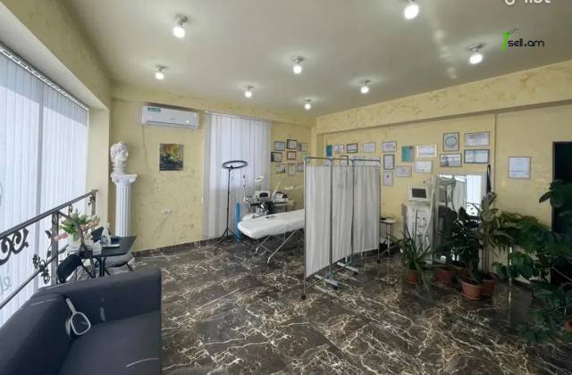 Բազմաֆունկցիոնալ գույք Բաշինջաղյան փողոցում Աջափնյակում, 80 քմ