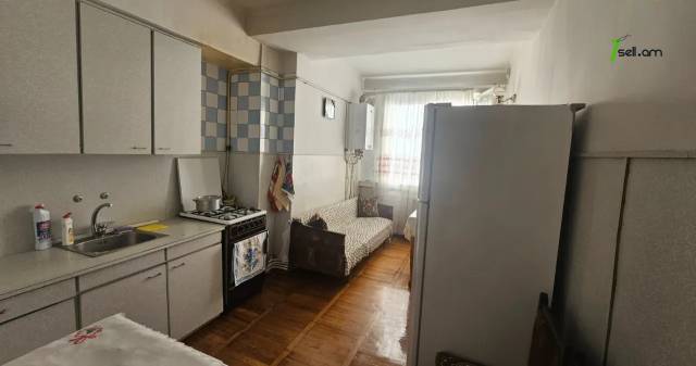 3 սենյականոց բնակարան Տիգրան Մեծի պողոտայում, 90 քմ, 2/9 հարկ, 2 սանհանգույց, կոսմետիկ վերանորոգում