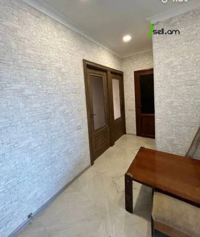 3 սենյականոց բնակարան Զաքարիա Քանաքեռցու փողոցում, 75 ք.մ., եվրովերանորոգված