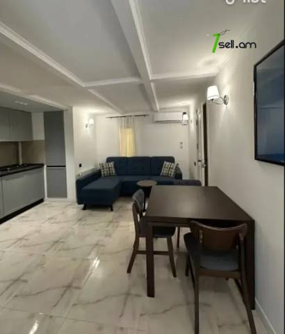 3 սենյականոց բնակարան Գլինկայի փողոցում, 67 քմ, 1/3 հարկ, եվրովերանորոգված, քարե շենք