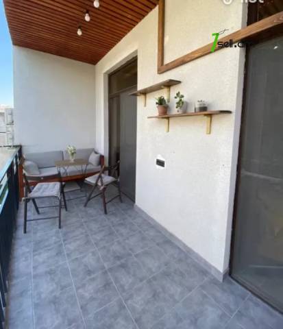 2 սենյականոց բնակարան նորակառույց շենքում Երզնկյան փողոցում, 61 ք.մ., 2/5 հարկ, բարձր առաստաղներ