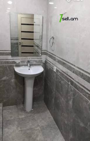 2 սենյականոց բնակարան, Դավթաշեն 2-րդ թաղամաս, 67 քմ, 3/9 հարկ, կապիտալ վերանորոգված