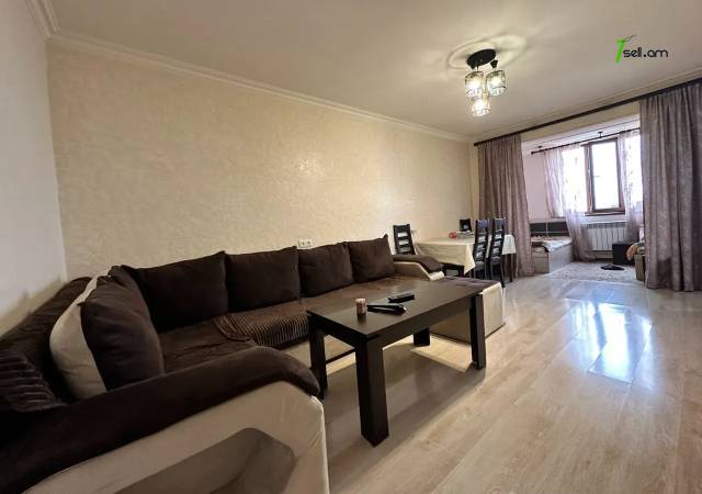 2 սենյականոց բնակարան Թոթովենցի փողոցում, 51 ք.մ., կապիտալ վերանորոգված