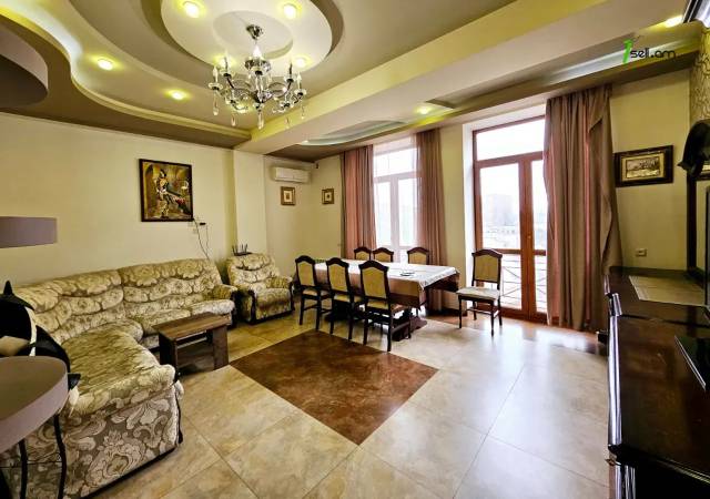 3 սենյականոց բնակարան նորակառույց շենքում Երվանդ Քոչարի փողոցում, 105 ք.մ., 3+ սանհանգույց