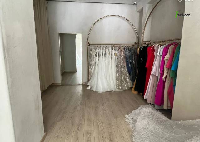 Բազմաֆունկցիոնալ գույք Նալբանդյան փողոցում կենտրոնում, 85 քմ