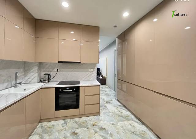 2 սենյականոց բնակարան նորակառույց շենքում Օրբելի եղբայրների փողոցում, 76 ք.մ., 2 սանհանգույց