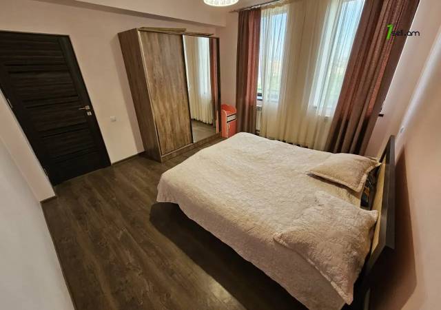 Երկու հարկանի քարե տուն Պարույր Սեվակի փողոցում Քասախում, 990 ք.մ., 2 սանհանգույց