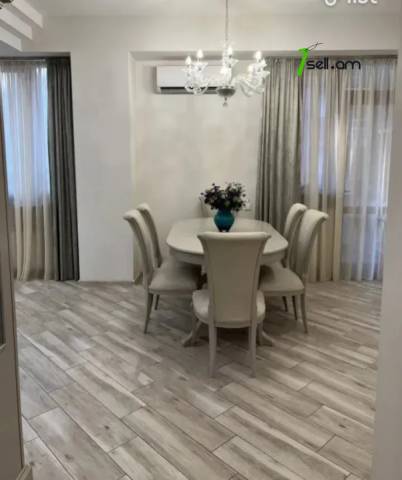 4 սենյականոց բնակարան նորակառույց շենքում Ադոնցի փողոցում, 120 ք.մ., 2 սանհանգույց, բարձր առաստաղներ