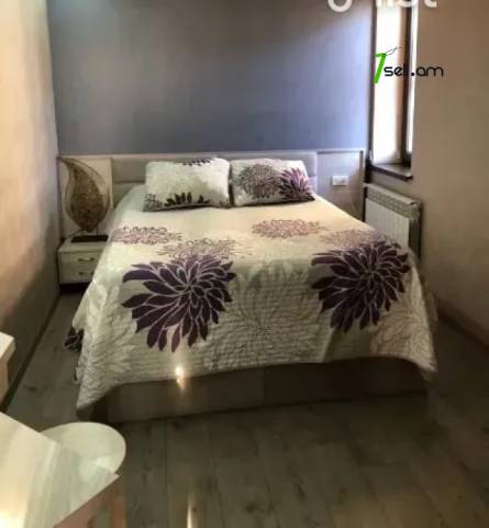 4 սենյականոց բնակարան Սարյանի փողոցում, 88 ք.մ., բարձր առաստաղներ, նախավերջին հարկ