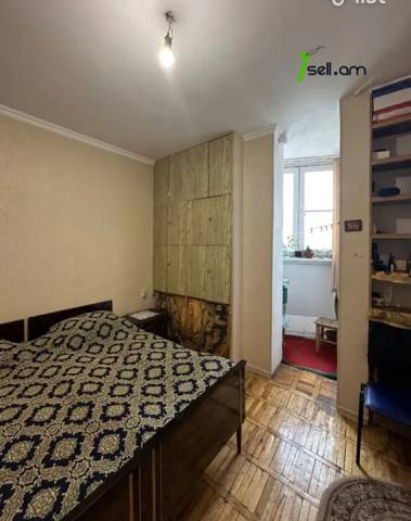 3 սենյականոց բնակարան, 16 թաղամաս, 78 ք.մ., 12/16 հարկ, կապիտալ վերանորոգված