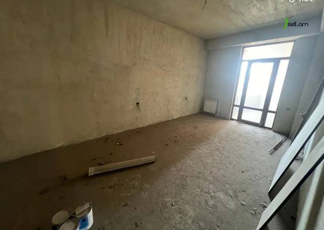 Ընդարձակ 4 սենյականոց բնակարան նորակառույց շենքում Աբովյան փողոցում, 225 քմ, 6/14 հարկ