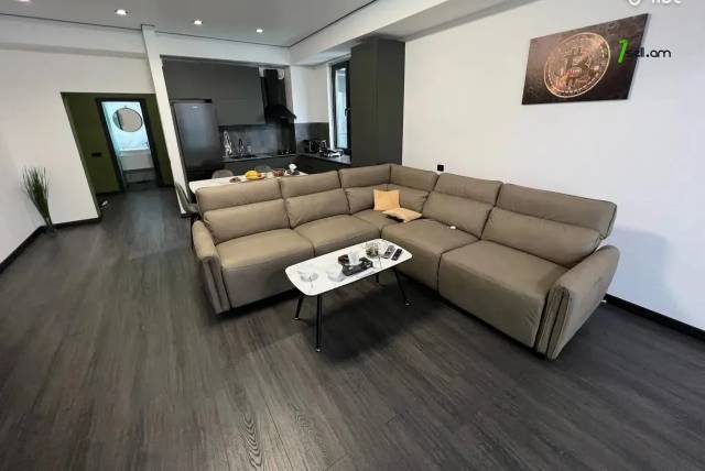 2 սենյականոց բնակարան նորակառույց շենքում Կարապետ Ուլնեցու փողոցում, 72 քմ, 4/18 հարկ