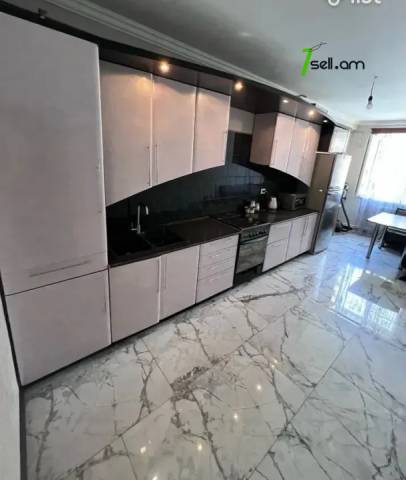 3 սենյականոց բնակարան Սարյան փողոցում, 100 ք.մ., կապիտալ վերանորոգված