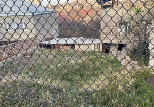 Հողատարածք բնակելի շինությունների համար Քանաքեռ Զեյթունում, 800 քմ