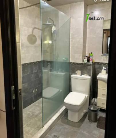 3 սենյականոց բնակարան նորակառույց շենքում Կիևյան փողոցում, 100 քմ, 7/16 հարկ, 2 սանհանգույց