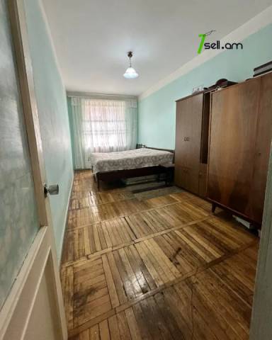 2 սենյականոց բնակարան Արշակունյաց պողոտայում, 56 քմ, 1/5 հարկ, քարե շենք