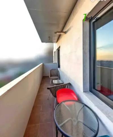 2 սենյականոց բնակարան նորակառույց շենքում Դավիթ Անհաղթի փողոցում, 65 ք.մ., բարձր առաստաղներ