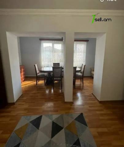 2 սենյականոց բնակարան, Մարգարյան 1-ին նրբանցք, 60 ք.մ., կապիտալ վերանորոգված, քարե շենք