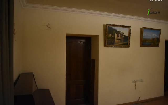 5 սենյականոց բնակարան Լվովյան փողոցում, 130 քմ, 1/5 հարկ, 2 սանհանգույց, կապիտալ վերանորոգված