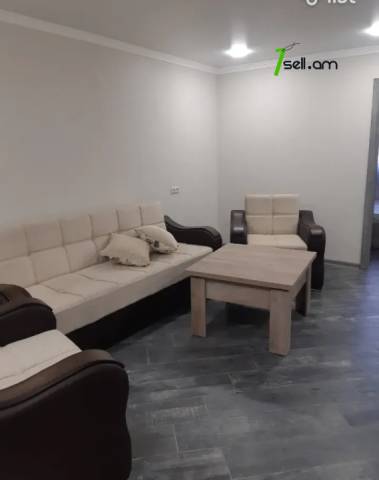 2 սենյականոց բնակարան Աբովյան փողոցում, 40 ք.մ., եվրովերանորոգված, քարե շենք