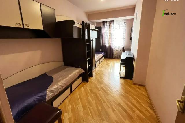 3 սենյականոց բնակարան նորակառույց շենքում Հրաչյա Ներսիսյան փողոցում, 90 քմ, 4/10 հարկ