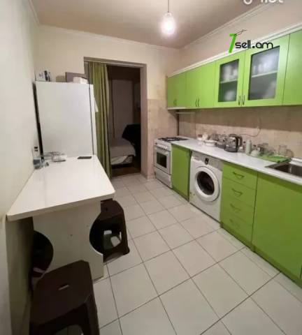 2 սենյականոց բնակարան Բաշինջաղյան փողոցում, 60 ք.մ., մի քանի պատշգամբ, կապիտալ վերանորոգված