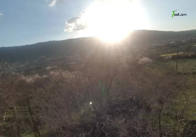 Գյուղատնտեսական հողատարածք Ջրվեժում, 500 ք.մ.