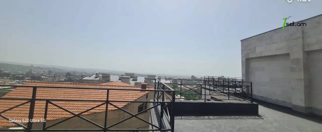 Ընդարձակ 2 սենյականոց բնակարան նորակառույց շենքում Անտառային փողոցում, 120 քմ, բարձր առաստաղներ