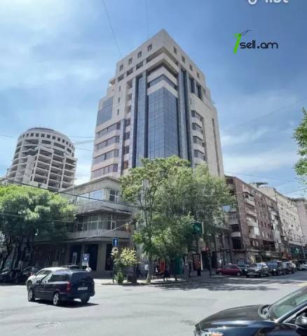 4 սենյականոց բնակարան նորակառույց շենքում Աբովյան փողոցում, 140 քմ, 4/14 հարկ, 2 սանհանգույց