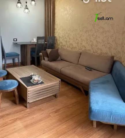 2 սենյականոց բնակարան Ազատության պողոտայում, 40 ք.մ., բարձր առաստաղներ, 2/5 հարկ