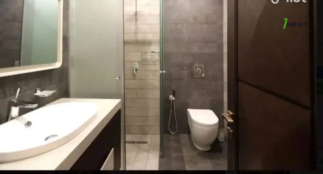 2 սենյականոց բնակարան Կոմիտասի պողոտայում, 68 ք.մ., բարձր առաստաղներ, կապիտալ վերանորոգված