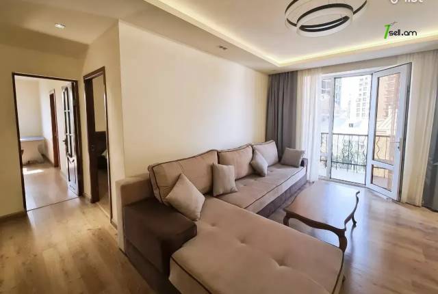 3 սենյականոց բնակարան Սարյանի փողոցում, 92 քմ, 6/8 հարկ, 2 սանհանգույց, կապիտալ վերանորոգված