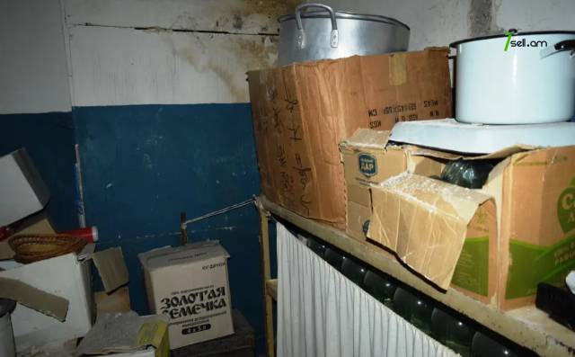 3 սենյականոց բնակարան Արամ Խաչատրյան փողոցում, 100 ք.մ., 2 սանհանգույց