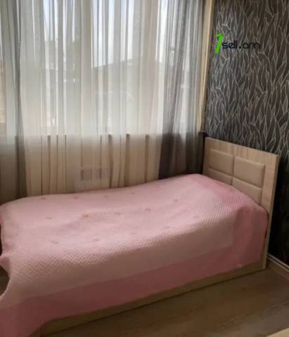 3 սենյականոց բնակարան Ազատության պողոտայում, 56 ք.մ., 3/5 հարկ, կապիտալ վերանորոգված, քարե շենք