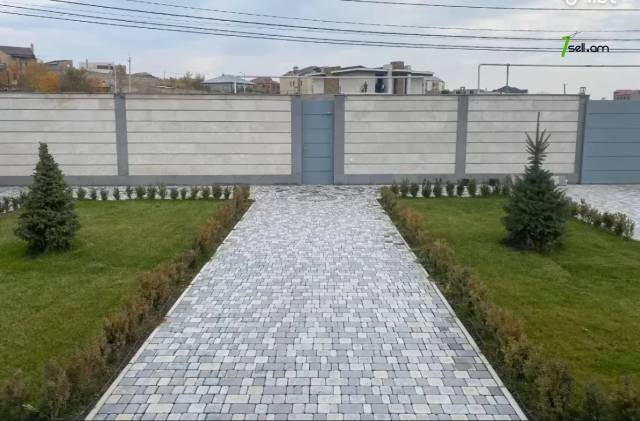 Մեկ հարկանի տուն Դավթաշենի 10-րդ փողոցում Դավիթաշենում, 320 ք.մ., 2 սանհանգույց