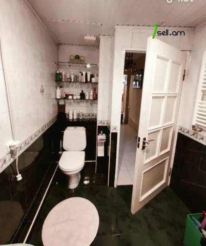 3 սենյականոց բնակարան Զաքարիա Քանաքեռցու փողոցում, 85 ք.մ., 7/11 հարկ, կապիտալ վերանորոգված