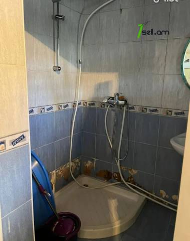 Մեկ հարկանի տուն Ուսուբ Բեկ Թեմուրյան փողոցում Քանաքեռ Զեյթունում, 73 քմ