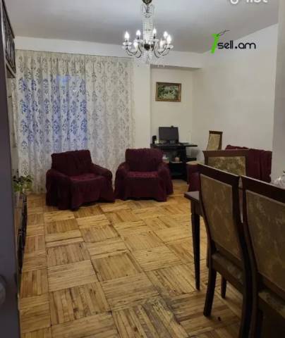 3 սենյականոց բնակարան Րաֆֆու փողոցում, 63 քմ, նախավերջին հարկ, մասնակի վերանորոգում