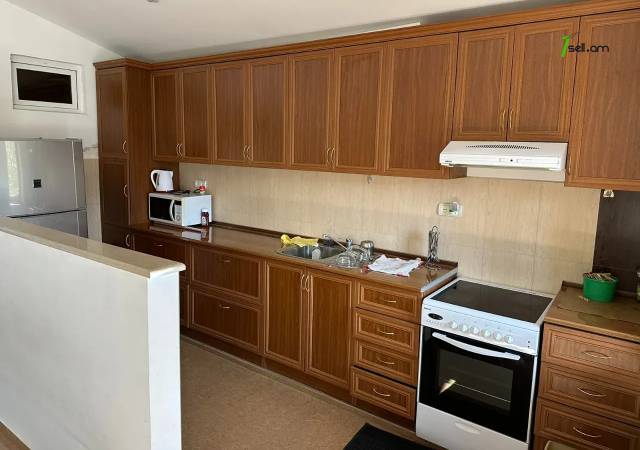 Մեկ հարկանի քարե տուն, Վահագնի թաղամաս Աջափնյակում, 80 քմ, կապիտալ վերանորոգված