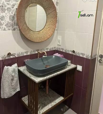 4 սենյականոց բնակարան նորակառույց շենքում Ադոնցի փողոցում, 120 քմ, 2/8 հարկ, 2 սանհանգույց