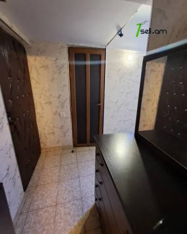 3 սենյականոց բնակարան Երվանդ Քոչարի փողոցում, 72 ք.մ., 4/9 հարկ, կապիտալ վերանորոգված
