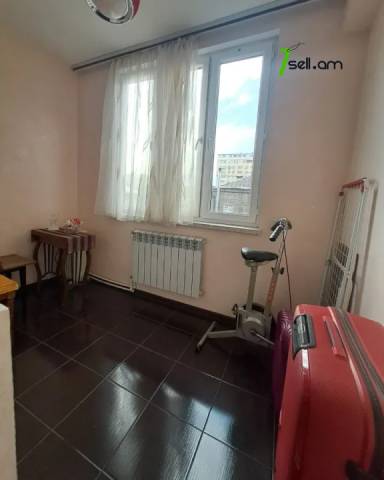 2 սենյականոց բնակարան Հին Երևանցու փողոցում, 70 ք.մ., 6/11 հարկ, կապիտալ վերանորոգված