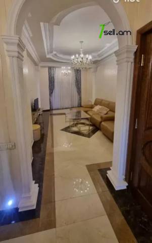 3 սենյականոց բնակարան նորակառույց շենքում Նիկողայոս Ադոնցի փողոցում, 90 ք.մ., բարձր առաստաղներ