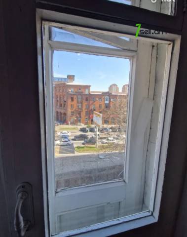 3 սենյականոց բնակարան Ազատության պողոտայում, 83 քմ, նախավերջին հարկ, բարձր առաստաղներ