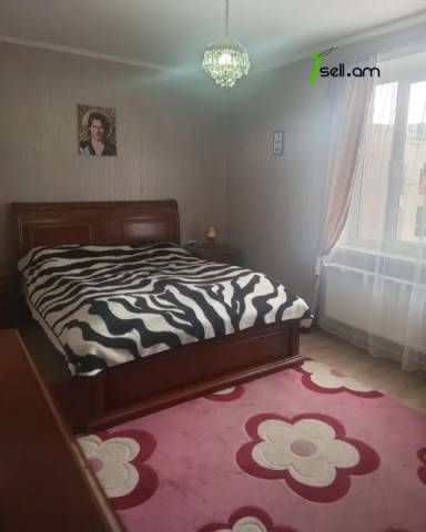 3 սենյականոց բնակարան Կամոյի փողոցում, 100 ք.մ., մասնակի վերանորոգում, քարե շենք