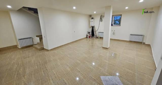 Գրասենյակային տարածք Երզնկյան փողոցում Արաբկիրում, 430 քմ